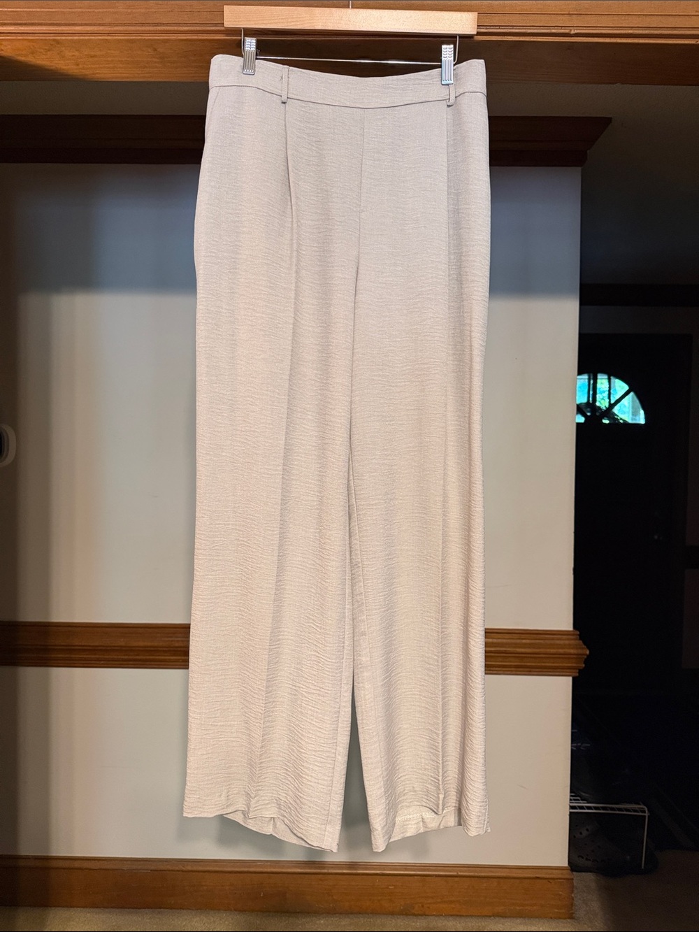 Frank Lyman Design Cream Wide-Leg Trousers